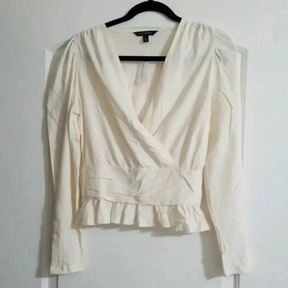 Banana Republic Wrap Top - Picture 3 of 7